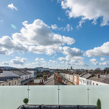The Burton Penthouse By Fortuna Property Cheltenham Esterno foto