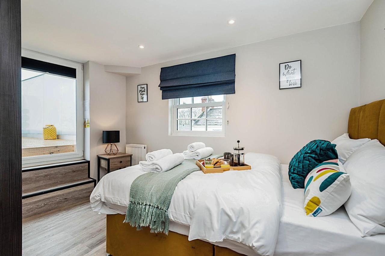 The Burton Penthouse By Fortuna Property Cheltenham Esterno foto